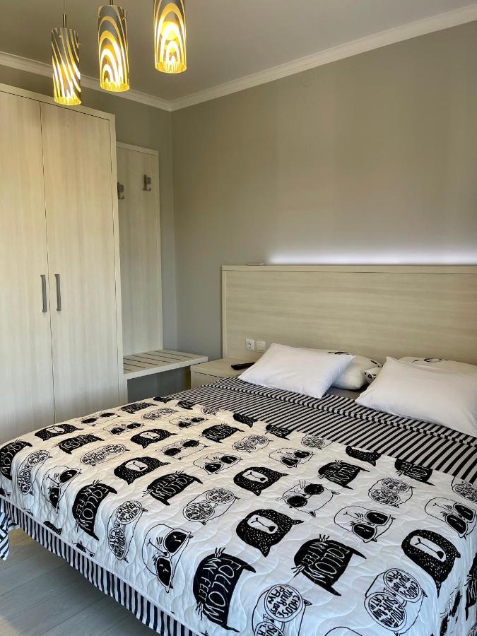 Apartments Prestige 佩特坎内 外观 照片