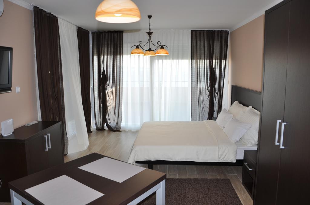 Apartments Prestige 佩特坎内 外观 照片
