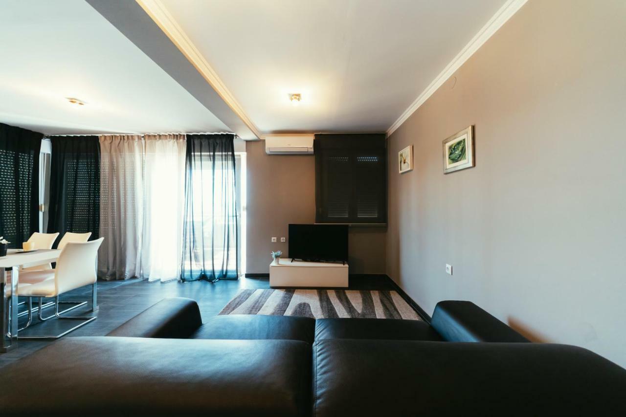 Apartments Prestige 佩特坎内 外观 照片