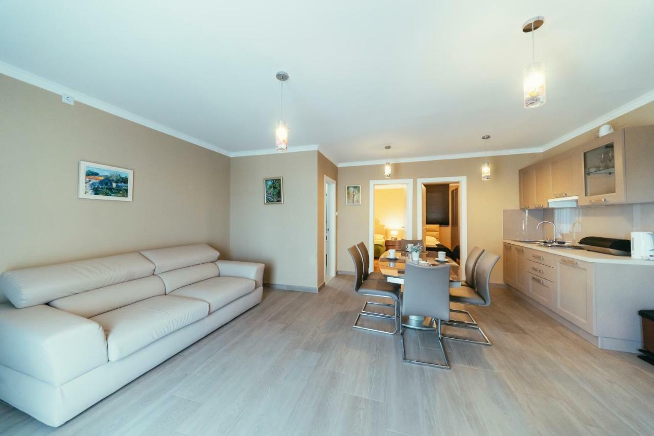 Apartments Prestige 佩特坎内 外观 照片